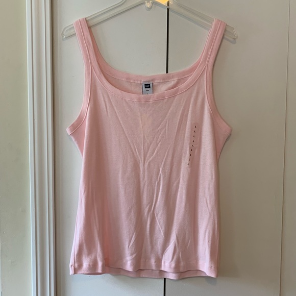 GAP Women’s Tank Top - Picture 1 of 3
